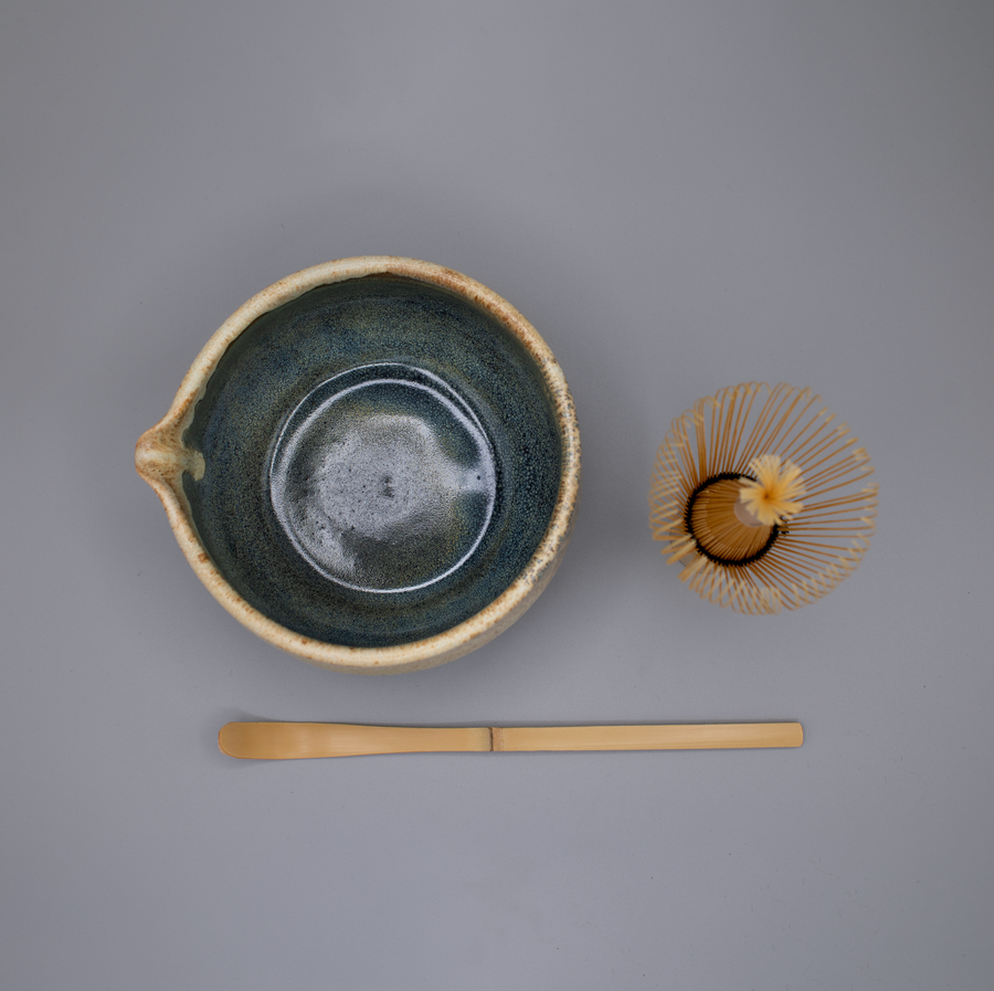 Katakuchi Chawan Hyozan con Vertedero / Pieza única, hecha a mano