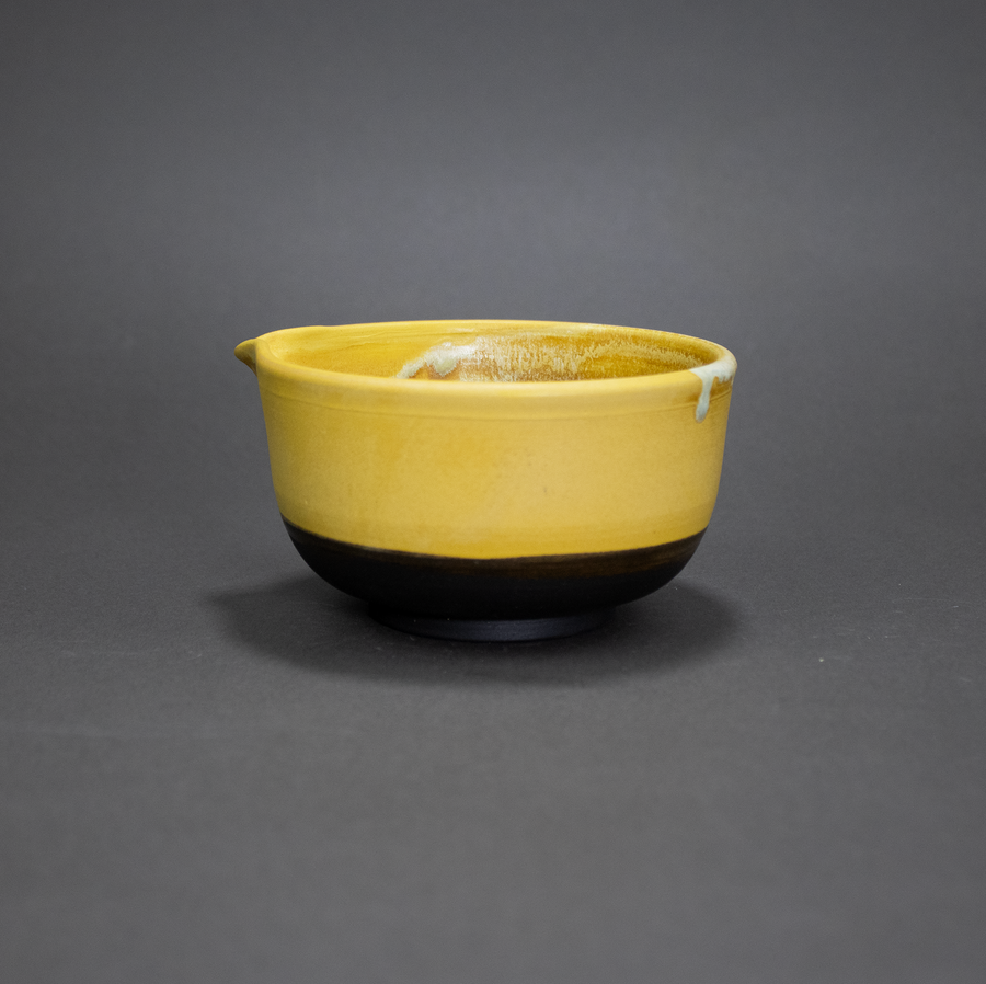 Katakuchi Chawan Hanii con Vertedero / Pieza única, hecha a mano