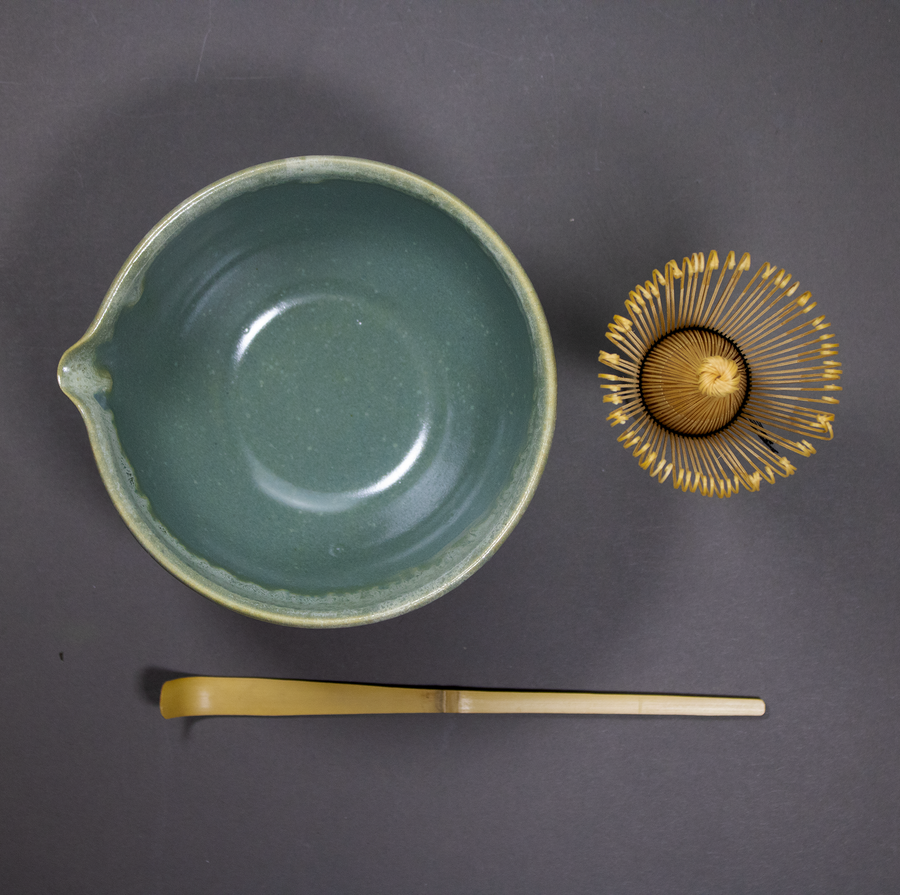 Katakuchi Chawan Koke con Vertedero / Pieza única, hecha a mano