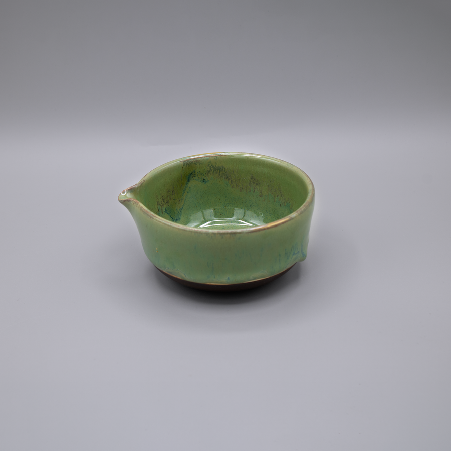 Katakuchi Chawan Kokestsuna con Vertedero / Pieza única, hecha a mano