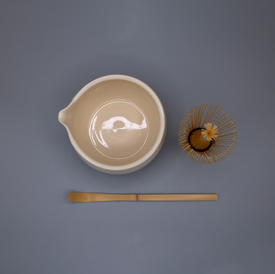 Katakuchi Chawan Merengue con Vertedero / Pieza única, hecha a mano