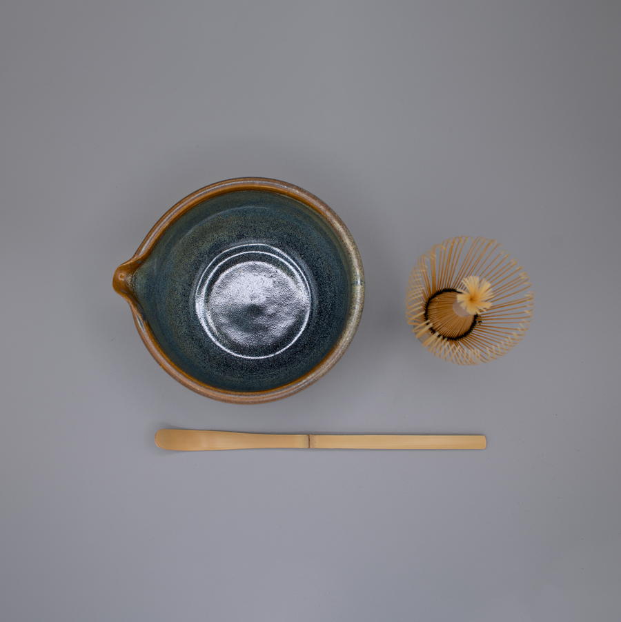 Katakuchi Chawan Suna con Vertedero / Pieza única, hecha a mano